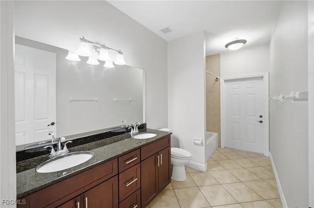 2538 SW 35th Lane Cape Coral FL 33914