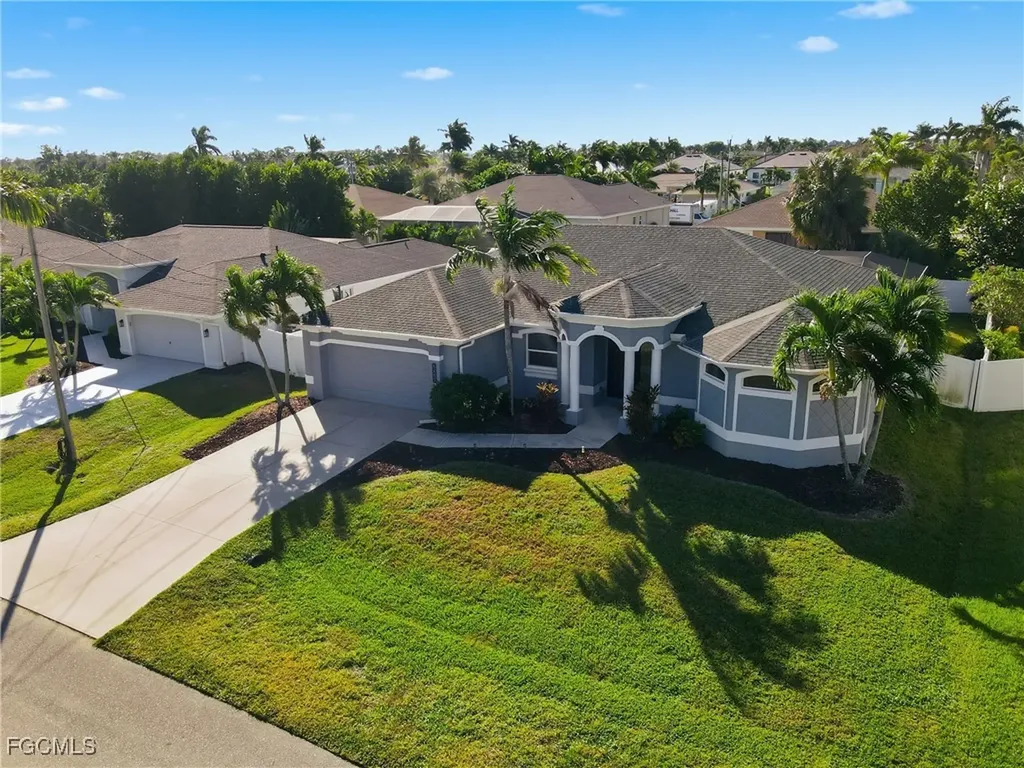 2538 SW 35th Lane Cape Coral FL 33914