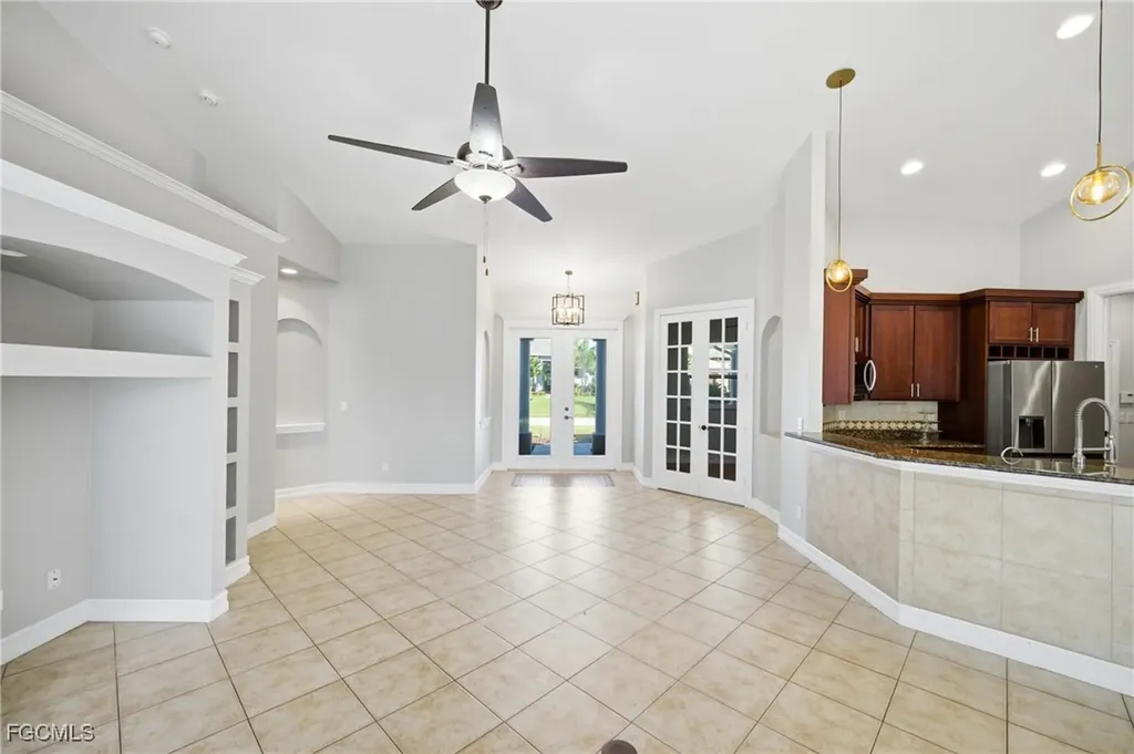 2538 SW 35th Lane Cape Coral FL 33914