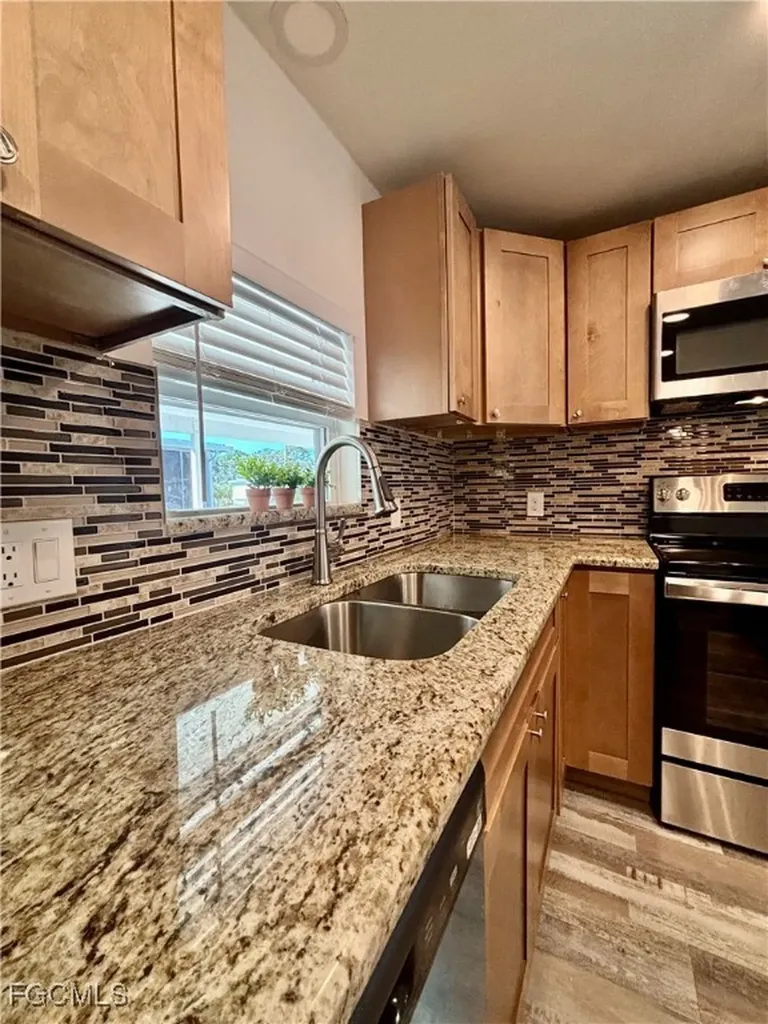 245 Shrub Lane N North Fort Myers FL 33917