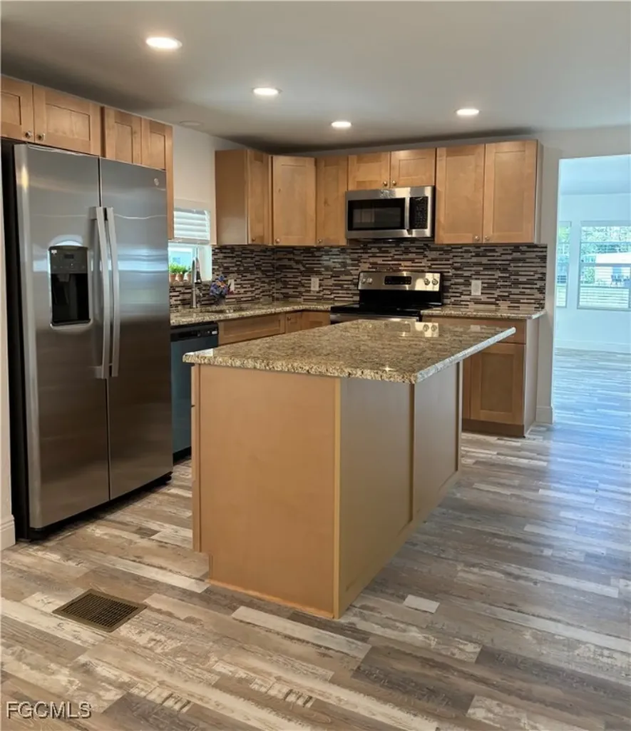 245 Shrub Lane N North Fort Myers FL 33917