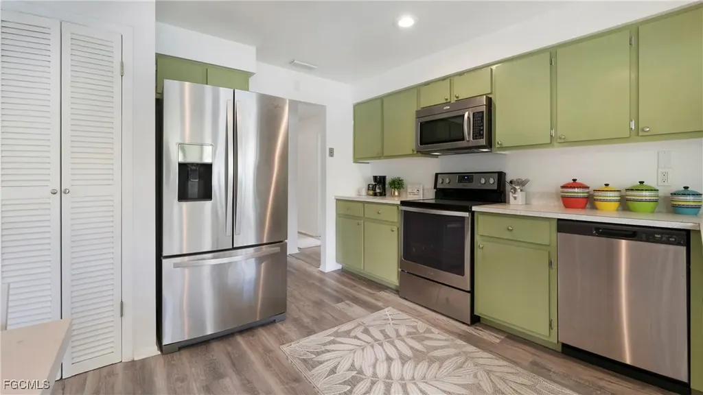 2963 Holly Road Fort Myers FL 33901