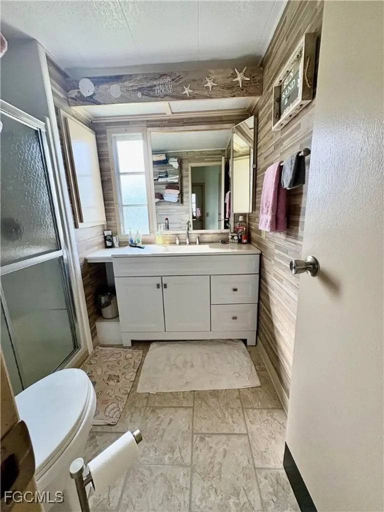 892 Homestead Drive North Fort Myers FL 33917