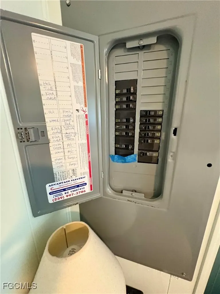 892 Homestead Drive North Fort Myers FL 33917