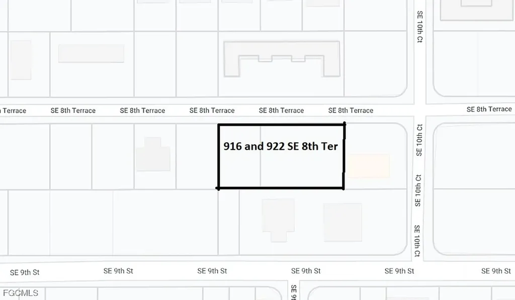916 SE 8th Terrace Cape Coral FL 33990