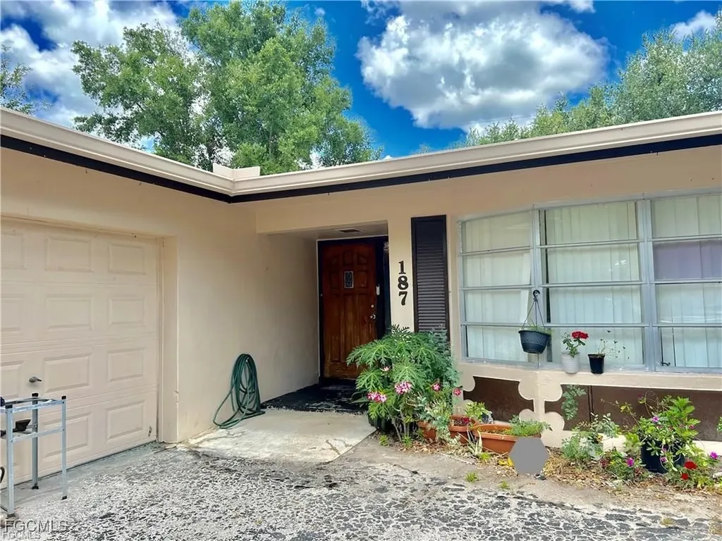 187 Louise Street Fort Myers FL 33905