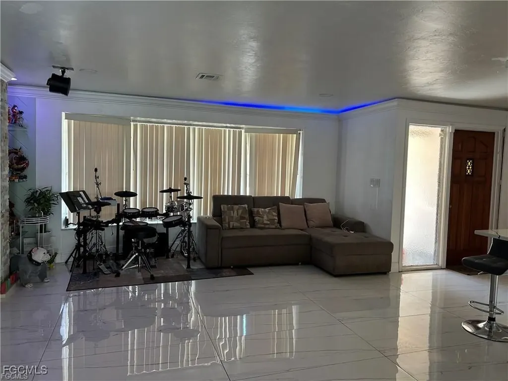 187 Louise Street Fort Myers FL 33905