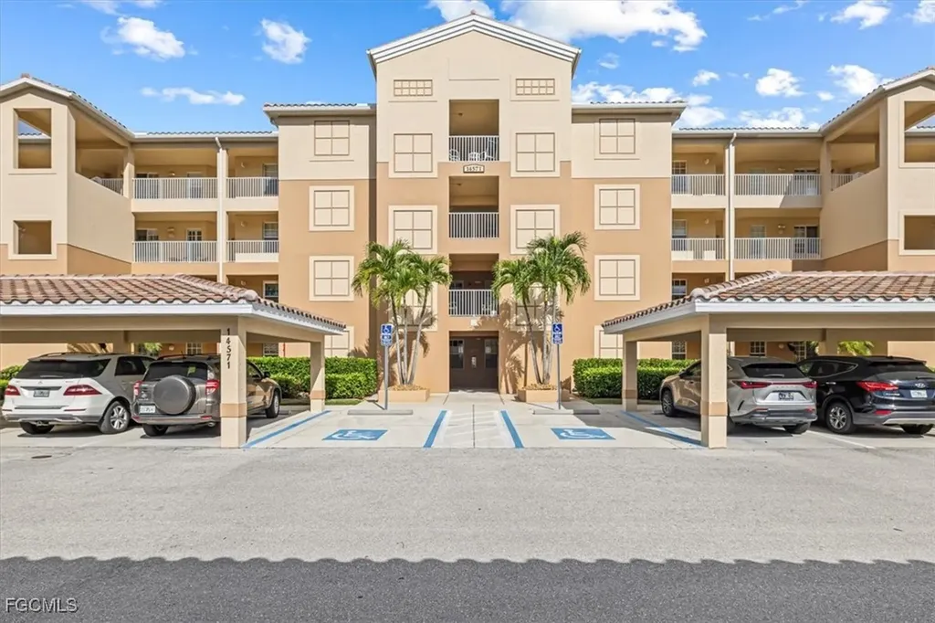 14571 Legends Boulevard N Fort Myers FL 33912