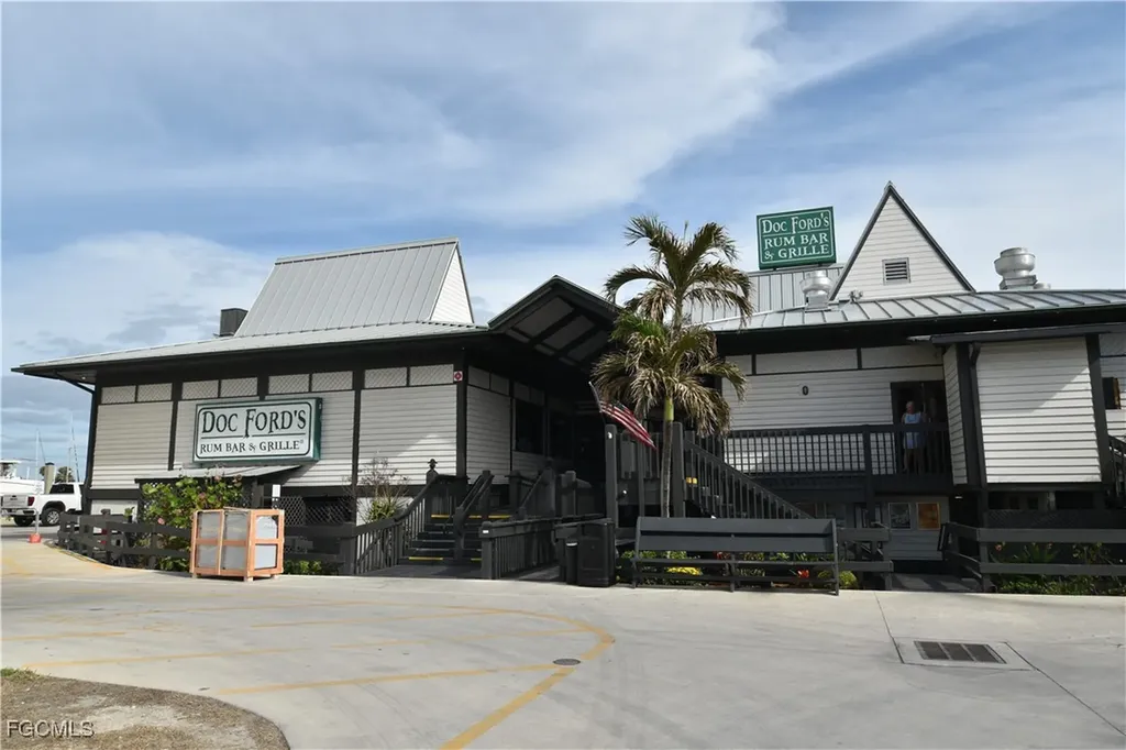 16 Nancy Lane Fort Myers Beach FL 33931