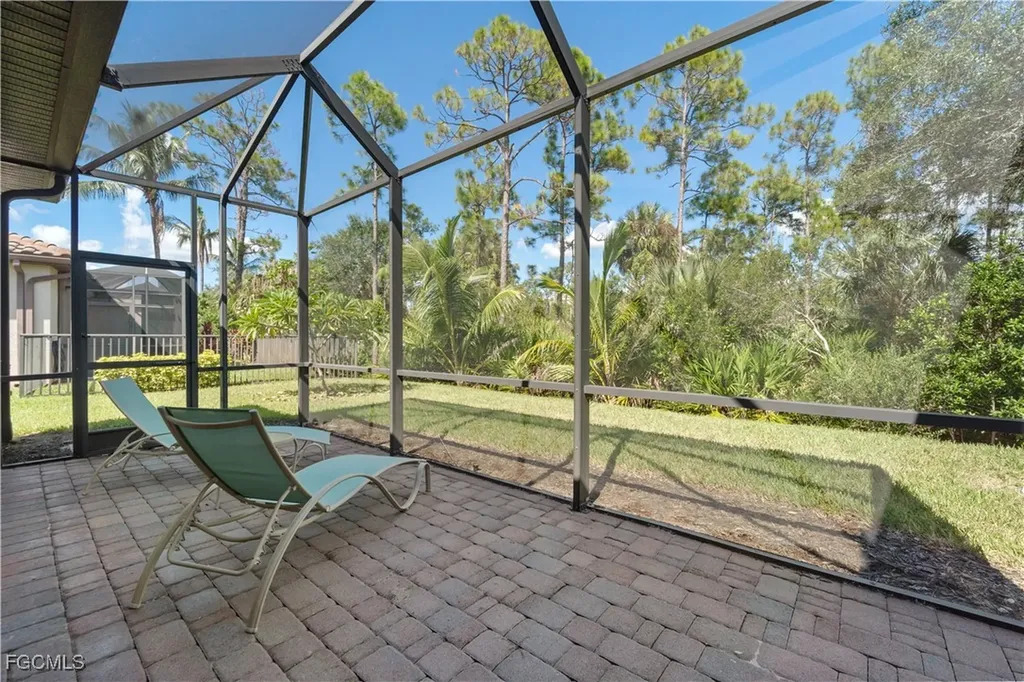 9095 Water Tupelo Road Fort Myers FL 33912