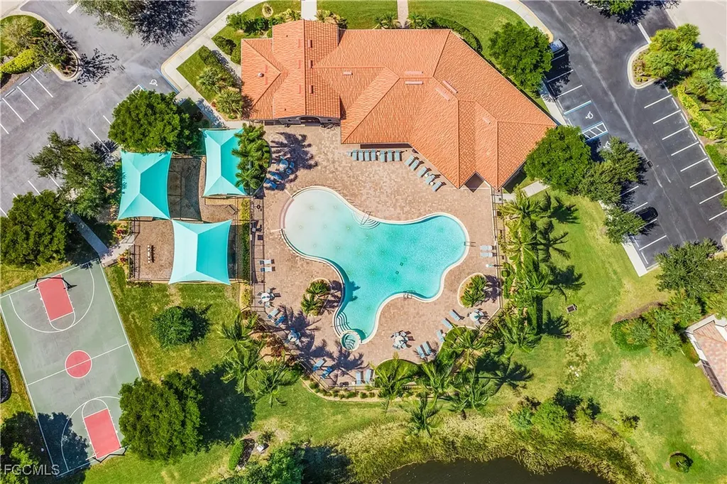 9095 Water Tupelo Road Fort Myers FL 33912