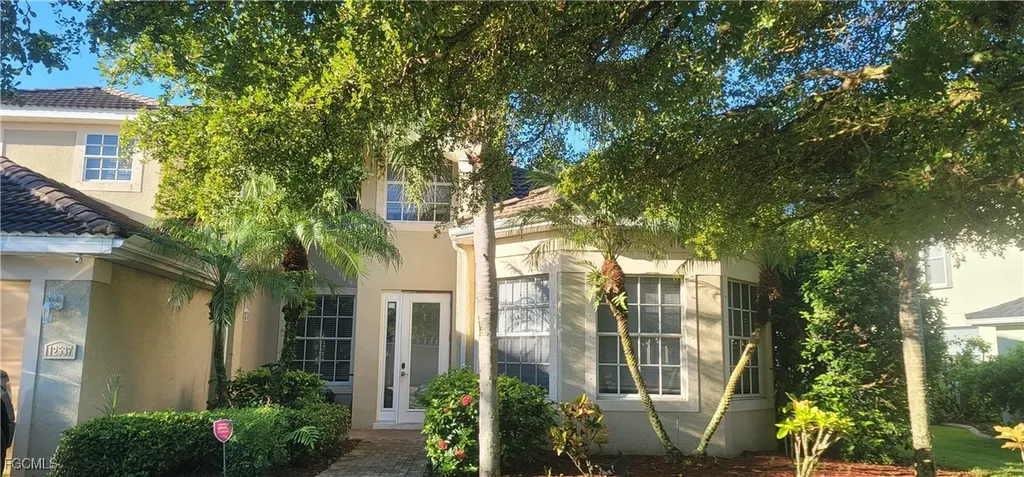 12537 Gemstone Court Fort Myers FL 33913