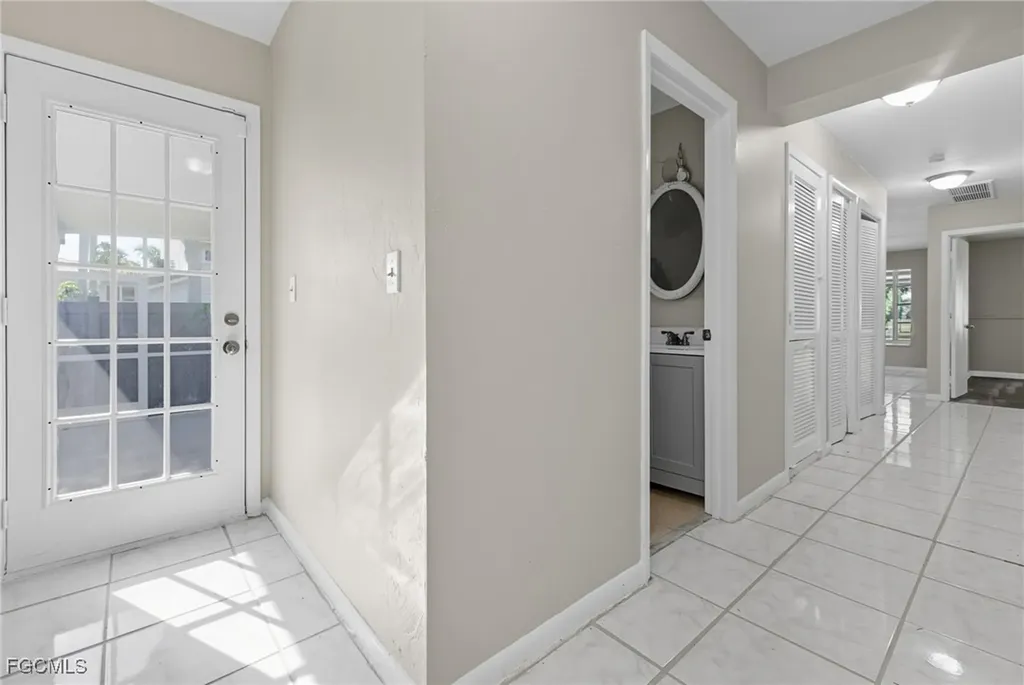 1722 Linhart Avenue Fort Myers FL 33901