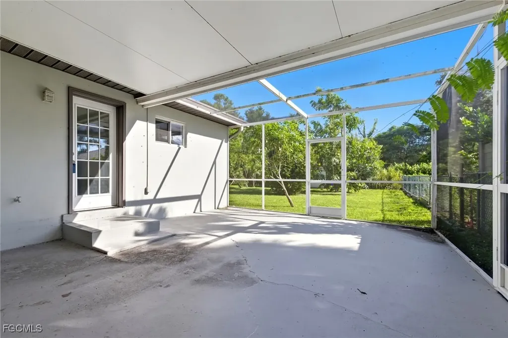 1722 Linhart Avenue Fort Myers FL 33901