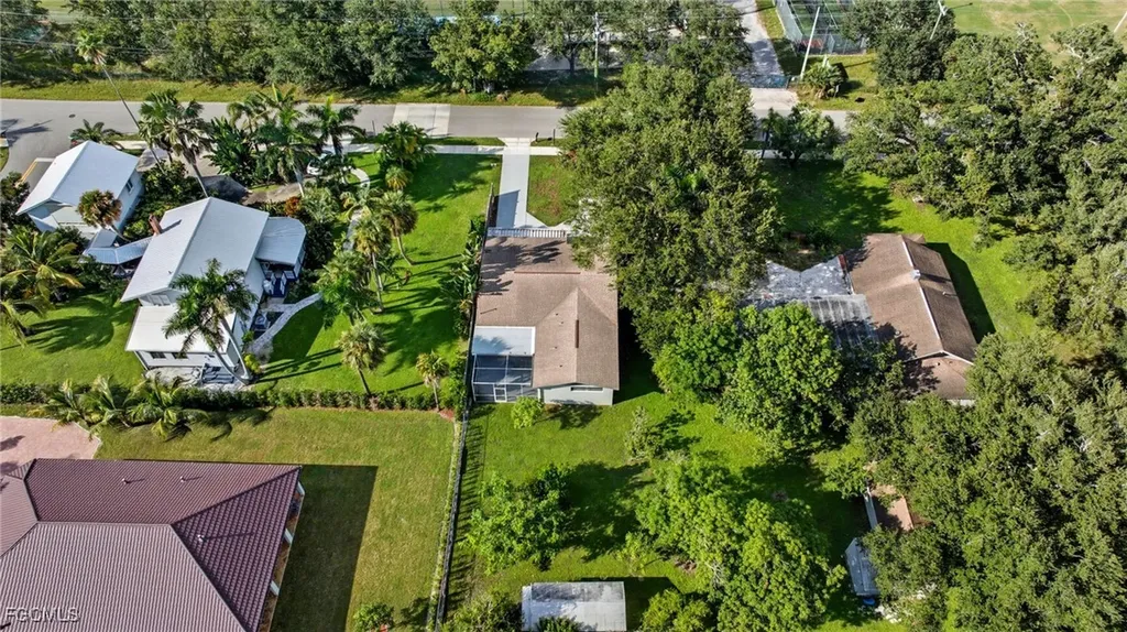 1722 Linhart Avenue Fort Myers FL 33901