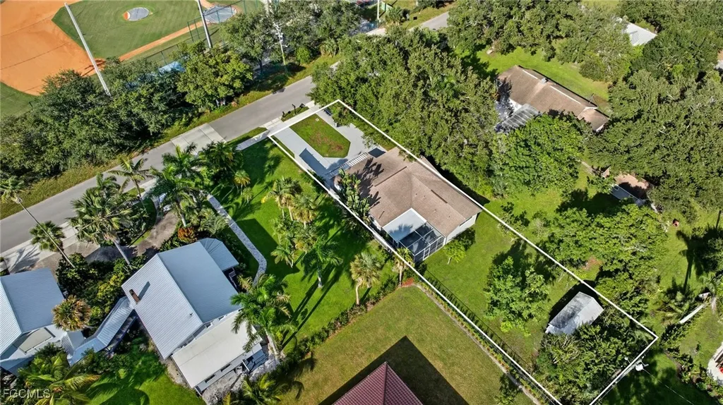 1722 Linhart Avenue Fort Myers FL 33901