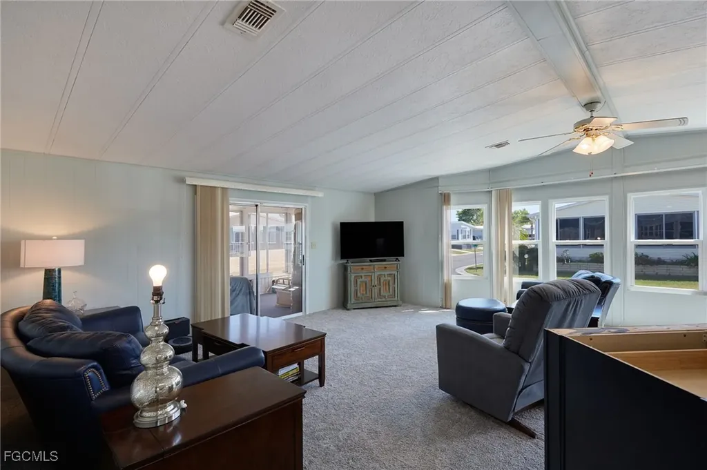 15 Ilex Street Alva FL 33920