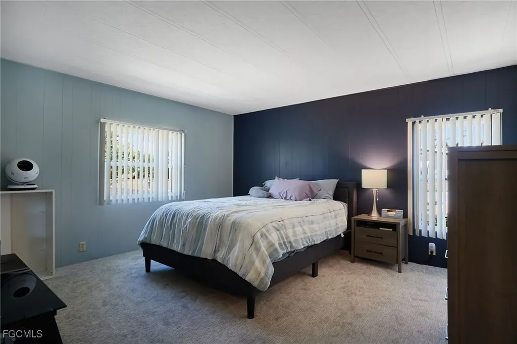 15 Ilex Street Alva FL 33920