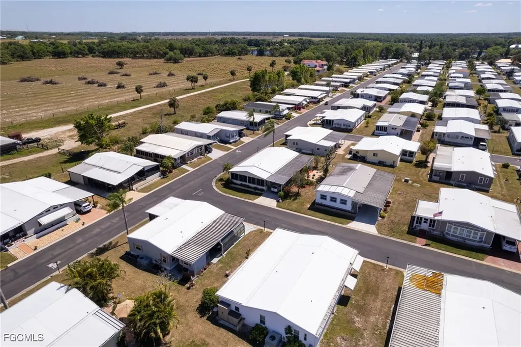 15 Ilex Street Alva FL 33920