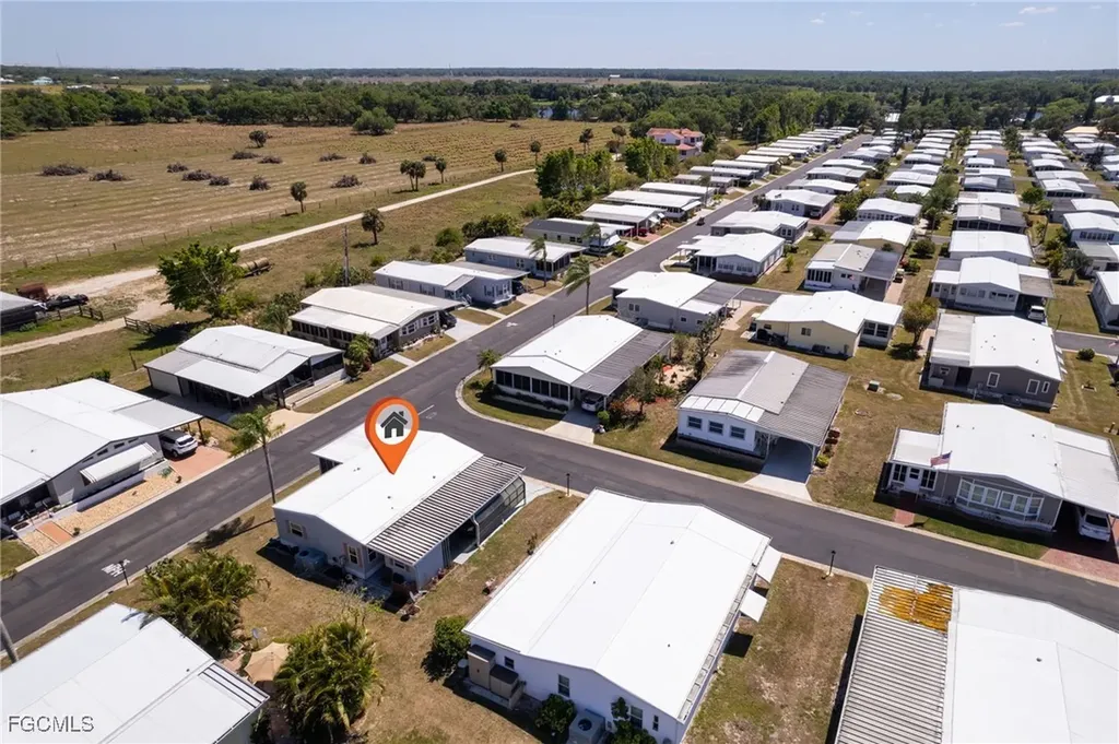 15 Ilex Street Alva FL 33920