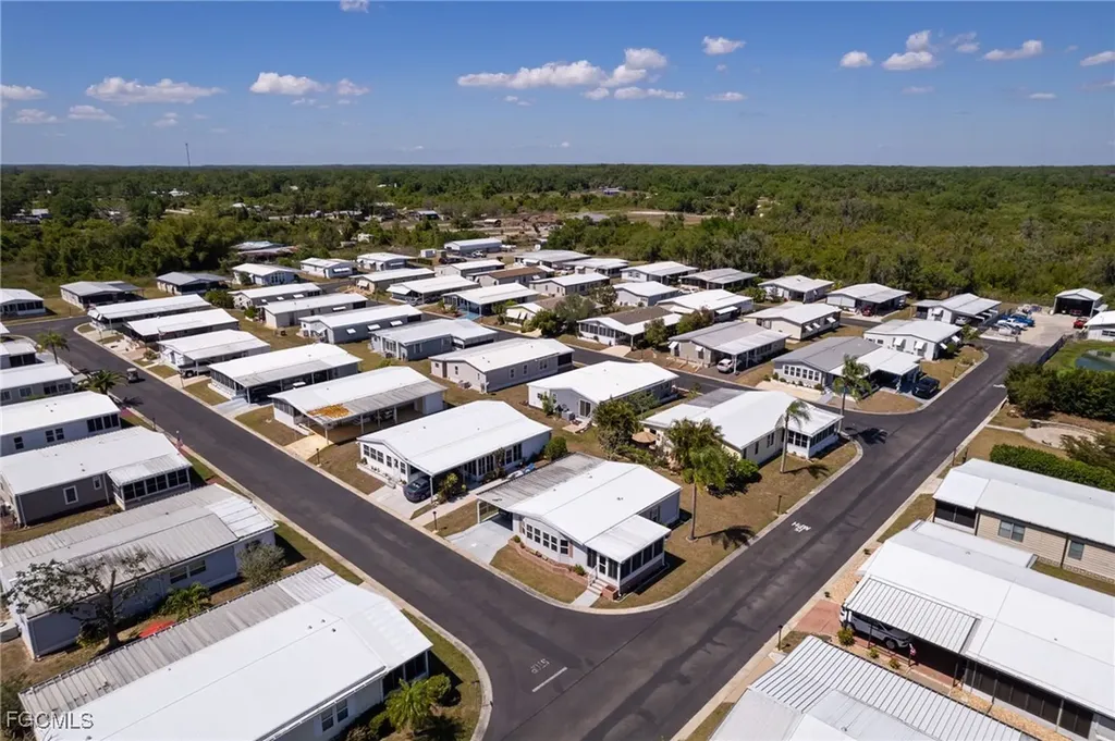 15 Ilex Street Alva FL 33920