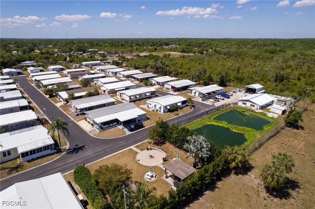 15 Ilex Street Alva FL 33920