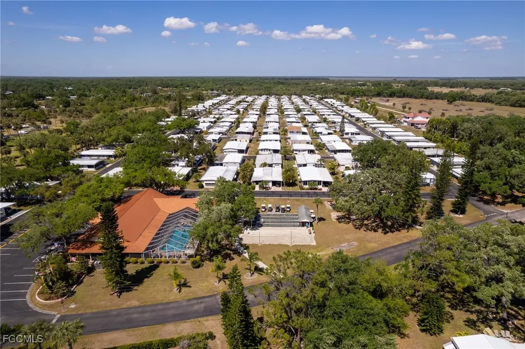 15 Ilex Street Alva FL 33920