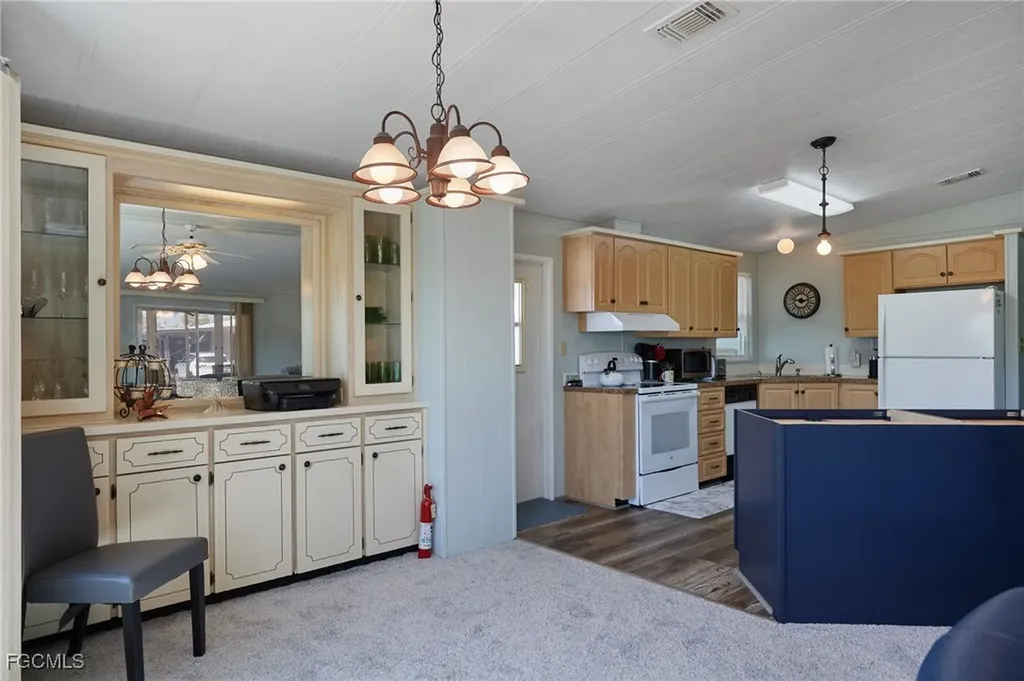 15 Ilex Street Alva FL 33920