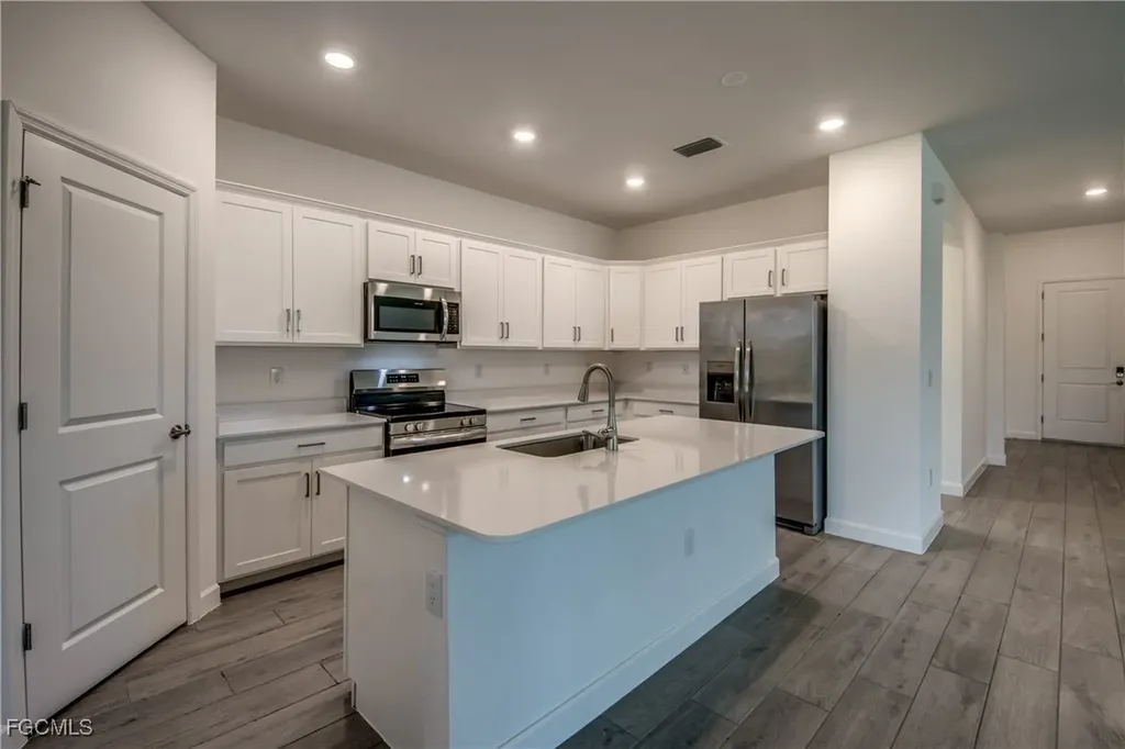 13818 Hunter Oak Drive Fort Myers FL 33913