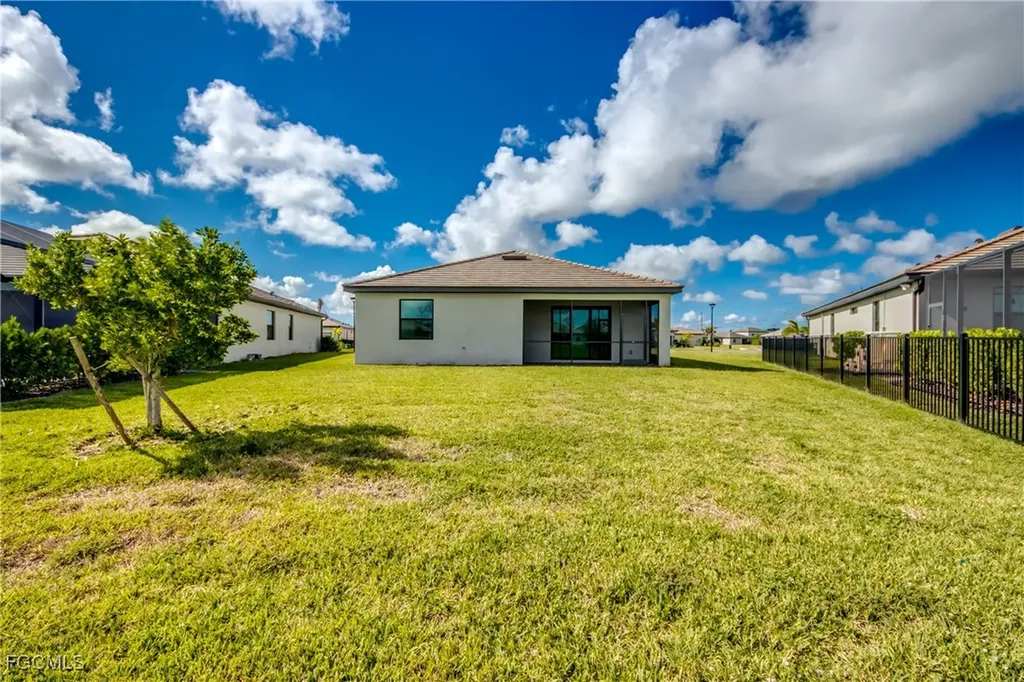 13818 Hunter Oak Drive Fort Myers FL 33913