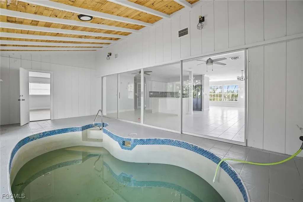 4747 Mcgregor Boulevard Fort Myers FL 33901