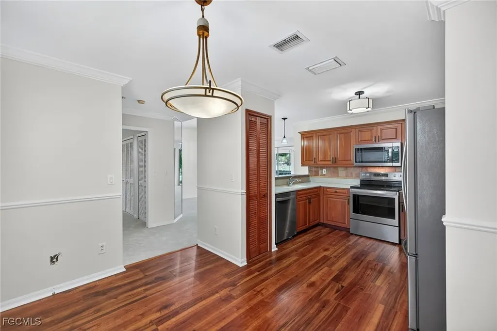 8371 Grand Palm Drive Estero FL 33967