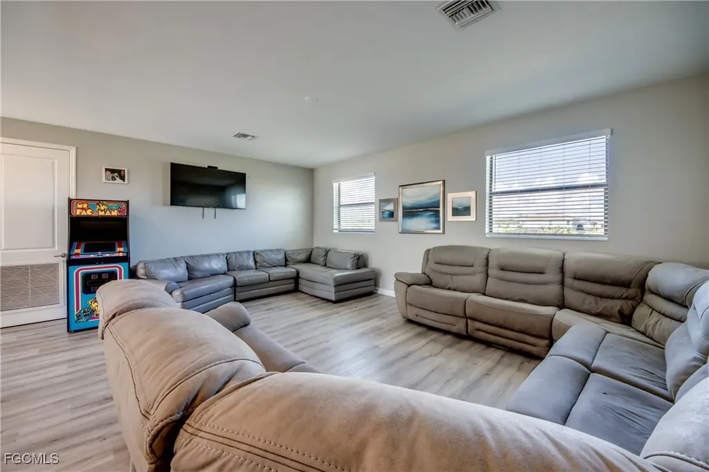 11616 Canopy Loop Fort Myers FL 33913