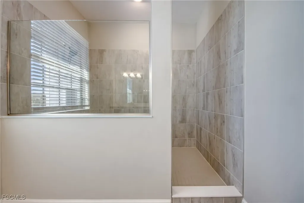 11616 Canopy Loop Fort Myers FL 33913