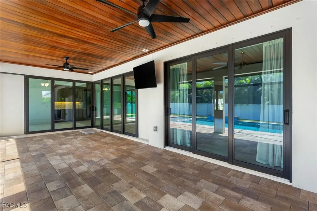 1732 SW 51st Street Cape Coral FL 33914