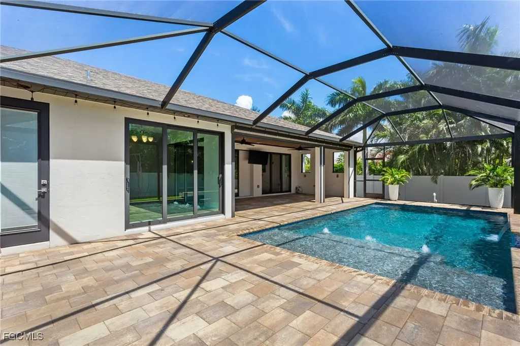 1732 SW 51st Street Cape Coral FL 33914