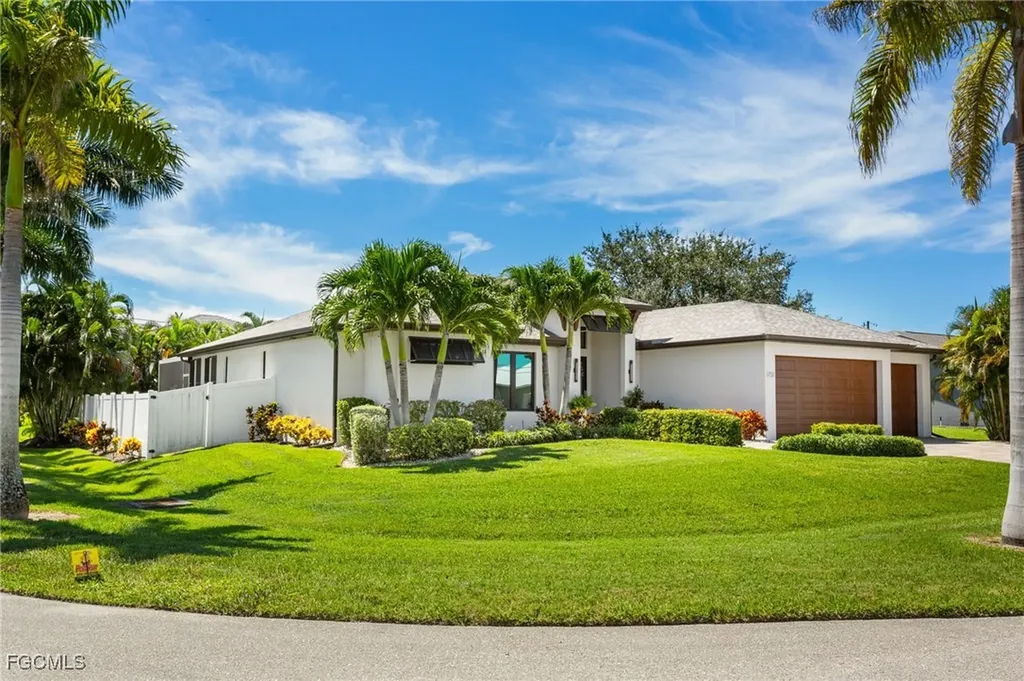 1732 SW 51st Street Cape Coral FL 33914