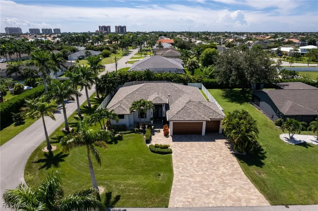 1732 SW 51st Street Cape Coral FL 33914