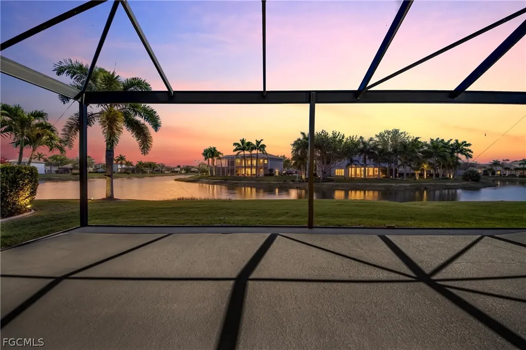 2669 Sunset Lake Drive Cape Coral FL 33909
