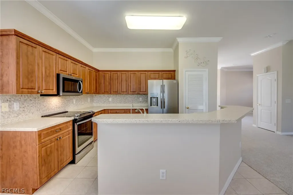 2669 Sunset Lake Drive Cape Coral FL 33909