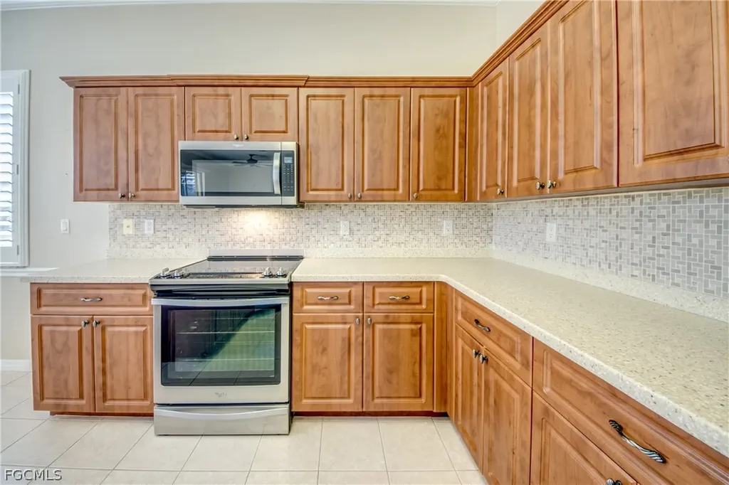 2669 Sunset Lake Drive Cape Coral FL 33909