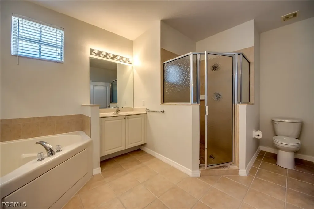 2669 Sunset Lake Drive Cape Coral FL 33909