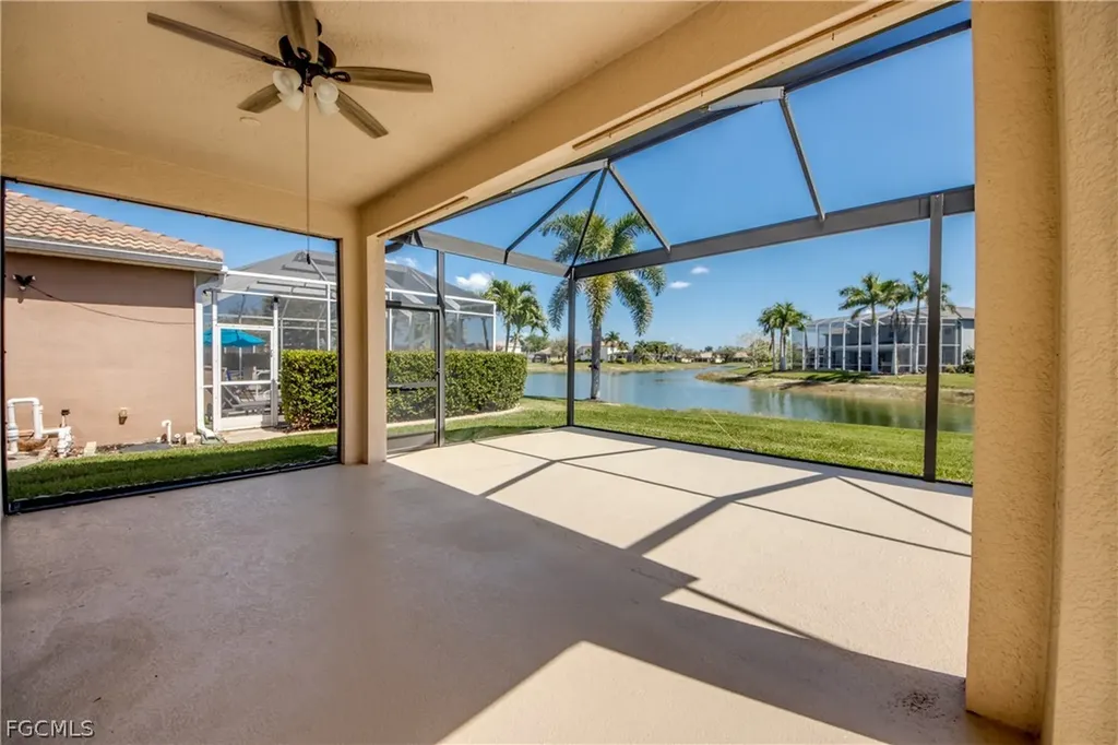 2669 Sunset Lake Drive Cape Coral FL 33909
