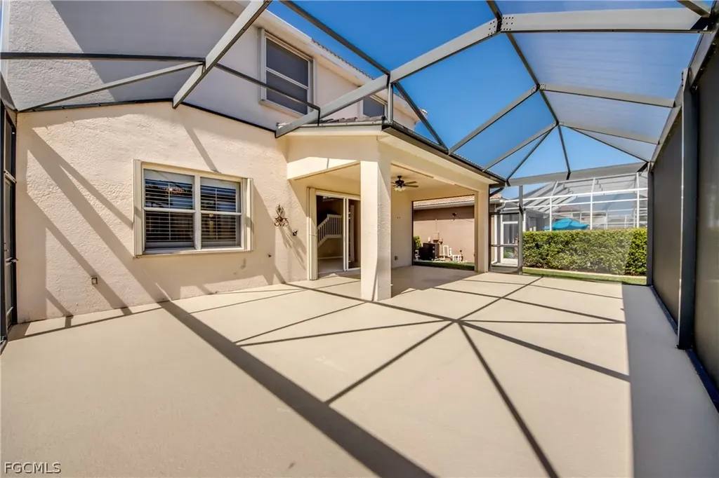 2669 Sunset Lake Drive Cape Coral FL 33909