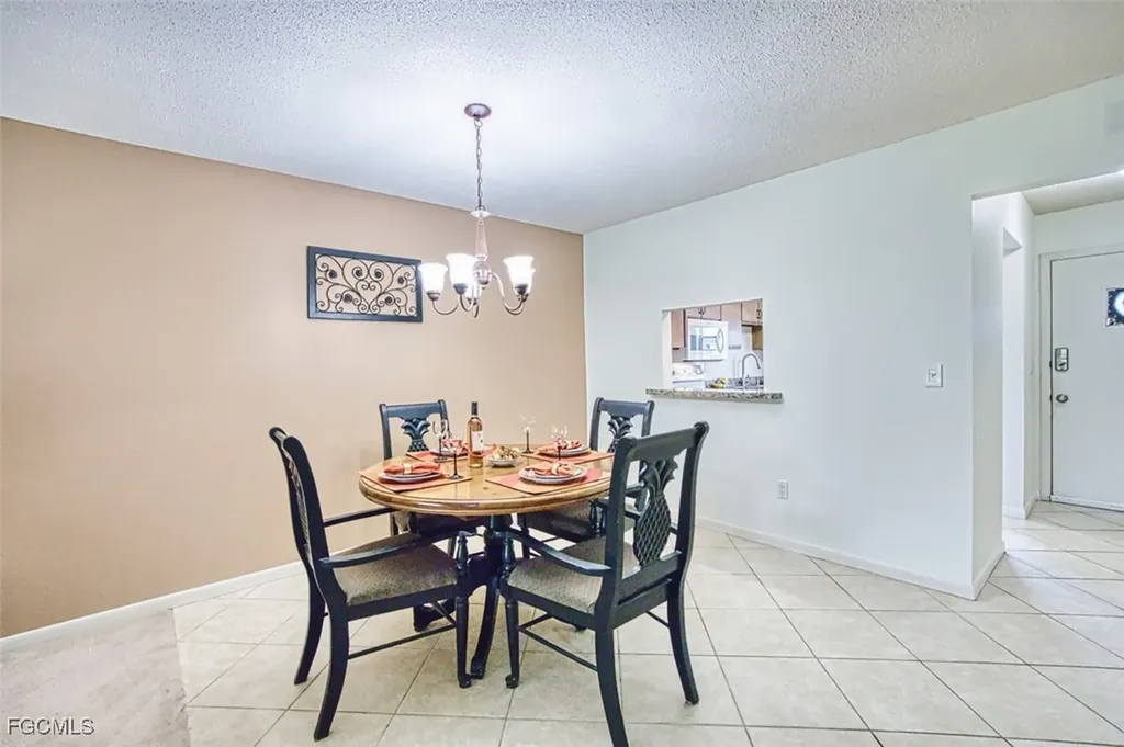 6822 Bogey Drive Fort Myers FL 33919