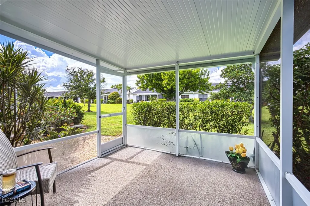 6822 Bogey Drive Fort Myers FL 33919