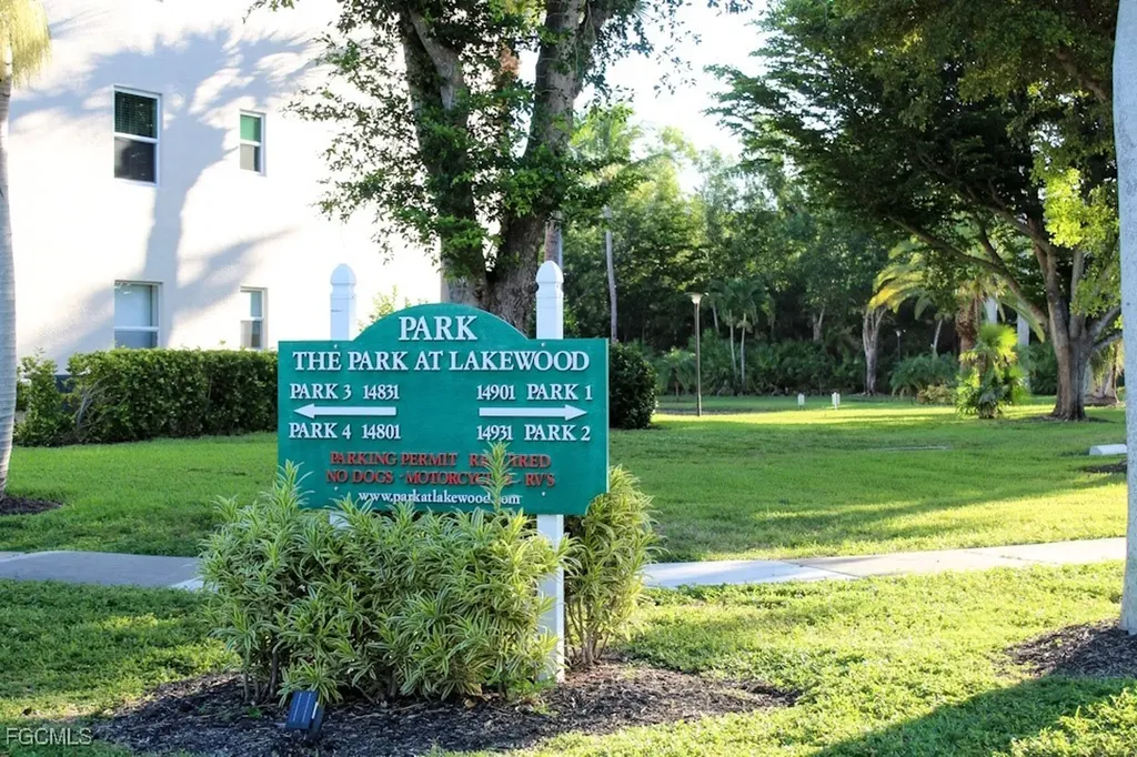 14931 Park Lake Drive Fort Myers FL 33919