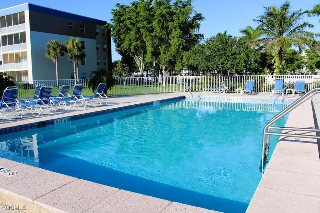 14931 Park Lake Drive Fort Myers FL 33919