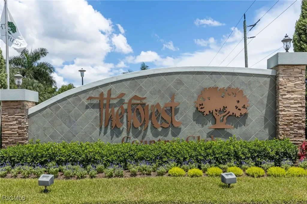 6101 Deer Run Fort Myers FL 33908