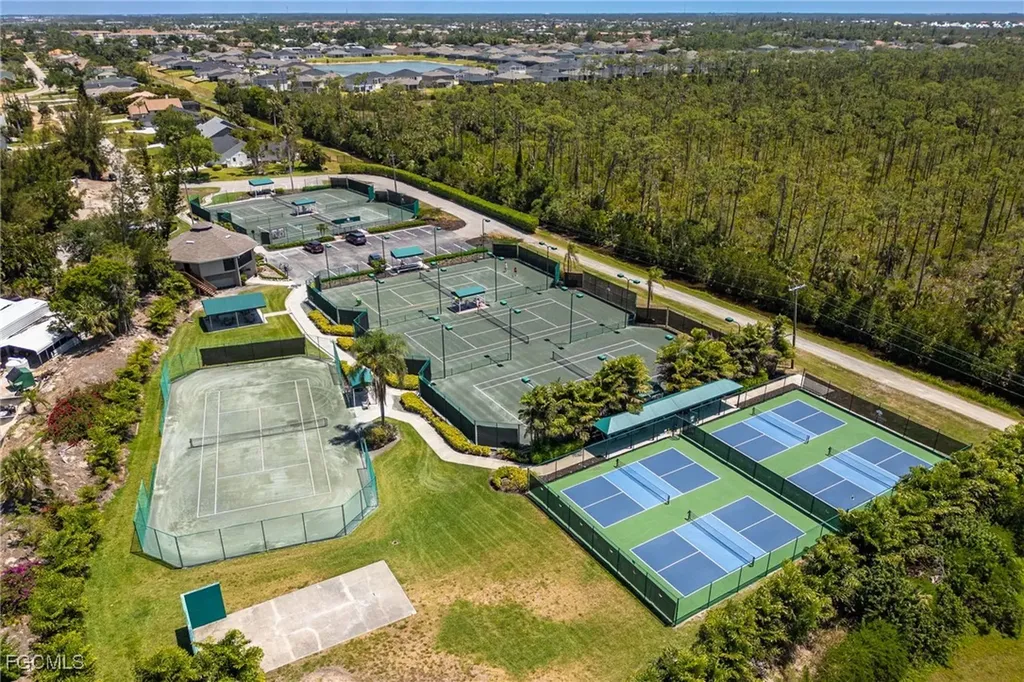 6101 Deer Run Fort Myers FL 33908